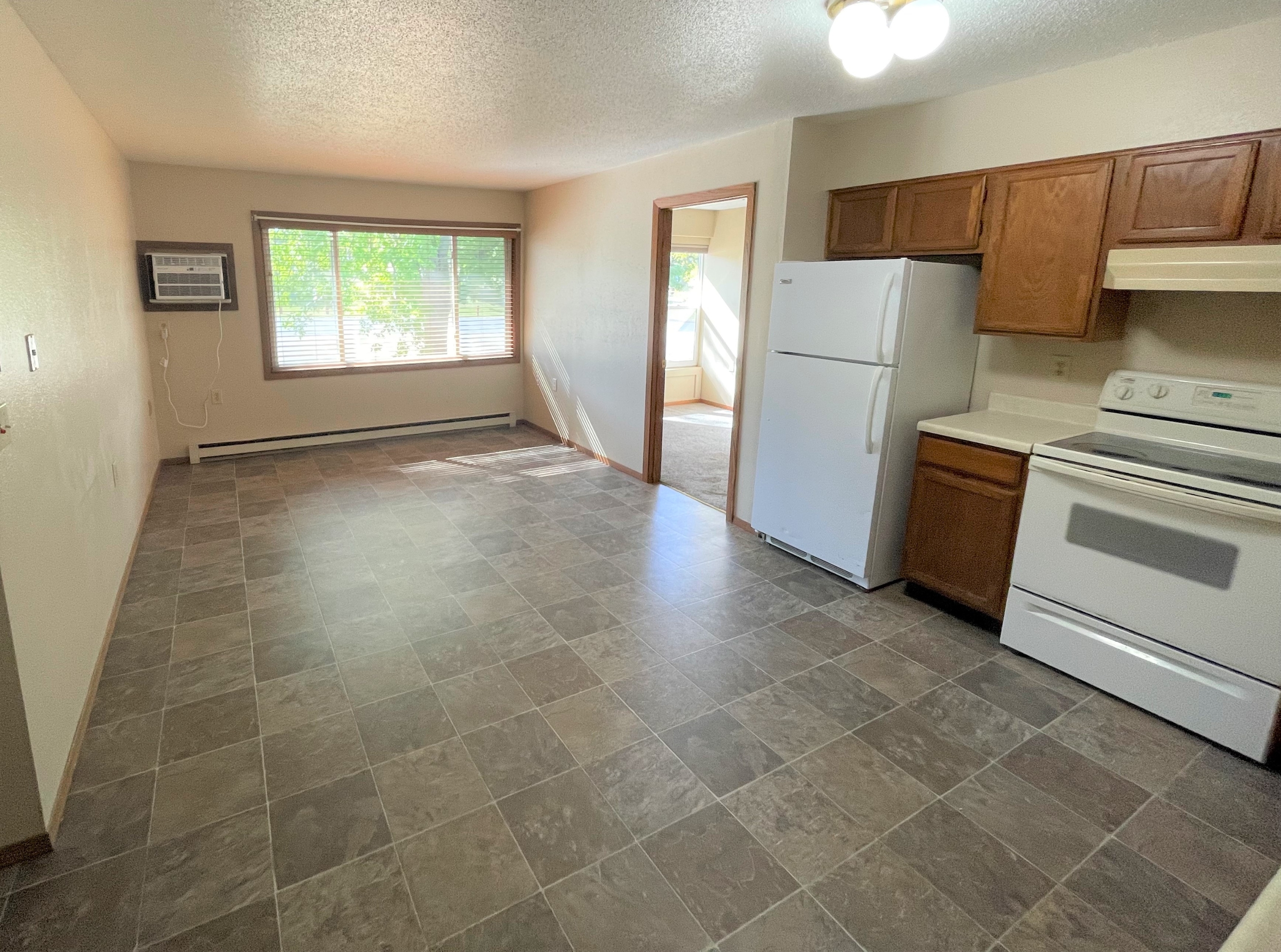 213 13th Avenue East - 6