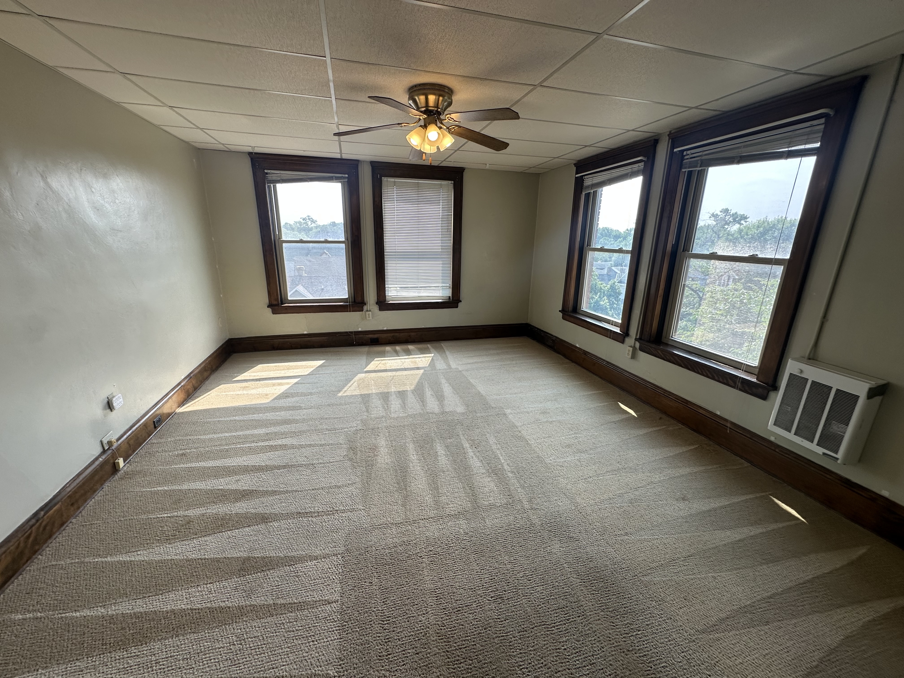 19 7th Avenue Southeast - 402